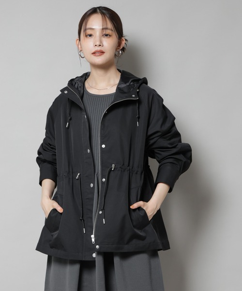 NANO universe（ナノユニバース）の「撥水加工フードブルゾン（ブルゾン・レディース・ブラック/ベージュ/モカ・FREE）」の11枚目の写真