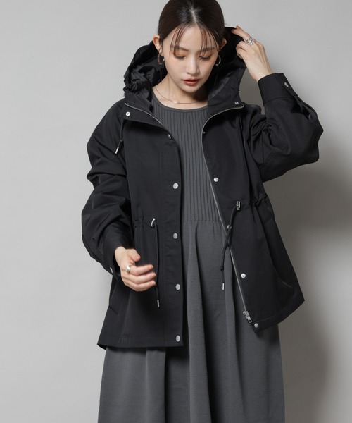 NANO universe（ナノユニバース）の「撥水加工フードブルゾン（ブルゾン・レディース・ブラック/ベージュ/モカ・FREE）」の15枚目の写真