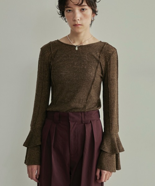 LOSCa(ロスカ)の「ラッフルスリーブカットソートップス(Tシャツ/カットソー・レディース・アイボリー/ブルー/ブラウン/ブラック・FREE)」の12枚目の写真
