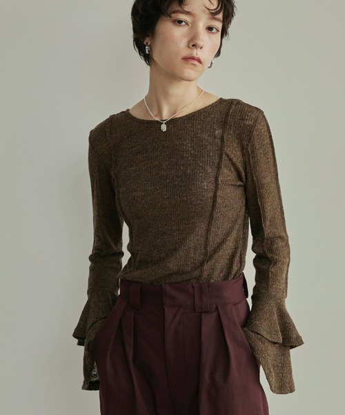 LOSCa(ロスカ)の「ラッフルスリーブカットソートップス(Tシャツ/カットソー・レディース・アイボリー/ブルー/ブラウン/ブラック・FREE)」の5枚目の写真