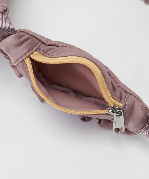 HELLO.SANFRANCISCO（ハローサンフランシスコ）の「【HELLO.SANFRANCISCO/ハローサンフランシスコ】サテンフリルコンビウエストBAG（ボディバッグ/ウエストポーチ・レディース・イエロー/パープル・FREE）」の11枚目の写真