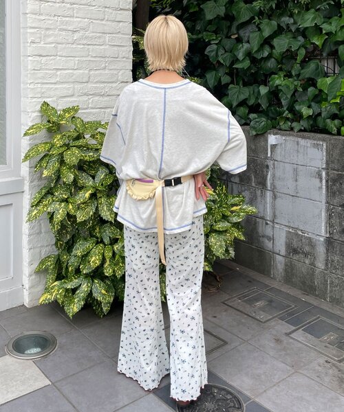 HELLO.SANFRANCISCO（ハローサンフランシスコ）の「【HELLO.SANFRANCISCO/ハローサンフランシスコ】サテンフリルコンビウエストBAG（ボディバッグ/ウエストポーチ・レディース・イエロー/パープル・FREE）」の3枚目の写真