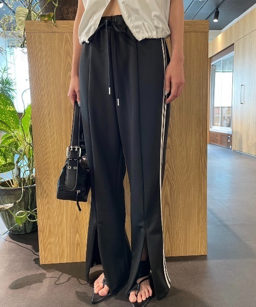 AIC.（エーアイシー）の「【再入荷】2WAYサイドライントラックパンツ（その他パンツ・レディース・ブラウン/ブラック・FREE）」の5枚目の写真