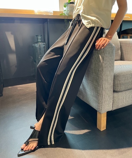 AIC.（エーアイシー）の「【再入荷】2WAYサイドライントラックパンツ（その他パンツ・レディース・ブラウン/ブラック・FREE）」の6枚目の写真