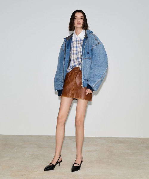CHARLES & KEITH(チャールズ & キース)の「Helena ヘレナ パールスリングバックキトゥンヒール(パンプス・レディース・ブラウン系その他3/ブラック系その他7/スモークピンク・25cm/24.5cm/23.5cm/23cm/22.5cm/22cm/25.5cm)」の16枚目の写真