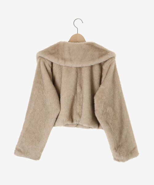 MAJESTIC LEGON（マジェスティックレゴン）の「ビット付きフワフワショートコート（その他アウター・レディース・ベージュ/ブラウン/アイボリー/ホワイト系その他3/ライトベージュ・SMALL/MEDIUM）」の10枚目の写真