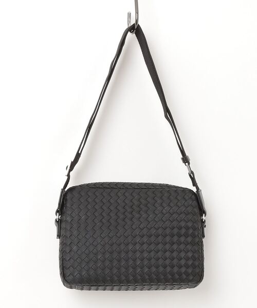 Guess（ゲス）の「WHISTLER East/West Crossbody クロスボディ ショルダーバッグ （ショルダーバッグ・メンズ・ブラック・ONE SIZE）」の14枚目の写真