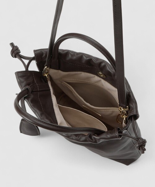 ANAYI(アナイ)の「◇ドローストリング2WAYショルダーバッグ(ショルダーバッグ・レディース・ダークブラウン/レッド/マスタード・FREE)」の22枚目の写真