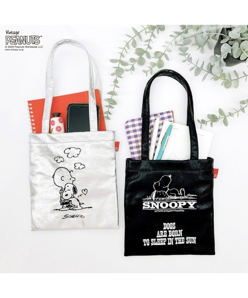 Vintage PEANUTS（ビンテージピーナッツ）の「【PEANUTSコミック誕生75周年記念商品】ルートート / IP.ベビールー.メタリック.ピーナッツ-0Q（トートバッグ・レディース・ブラック/シルバー・FREE）」の7枚目の写真