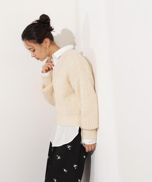 N.（N. Natural Beauty Basic）（エヌエヌナチュラルビューティーベーシック）の「Vネックオーバーニット（ニット/セーター・レディース・オフホワイト/ブルー/イエロー・MEDIUM）」の9枚目の写真