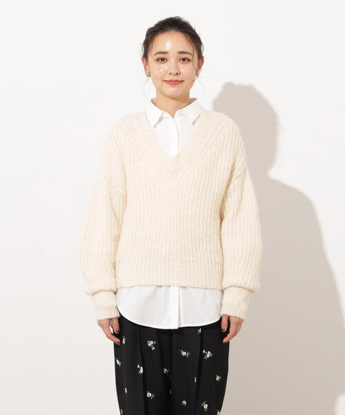 N.（N. Natural Beauty Basic）（エヌエヌナチュラルビューティーベーシック）の「Vネックオーバーニット（ニット/セーター・レディース・オフホワイト/ブルー/イエロー・MEDIUM）」の12枚目の写真