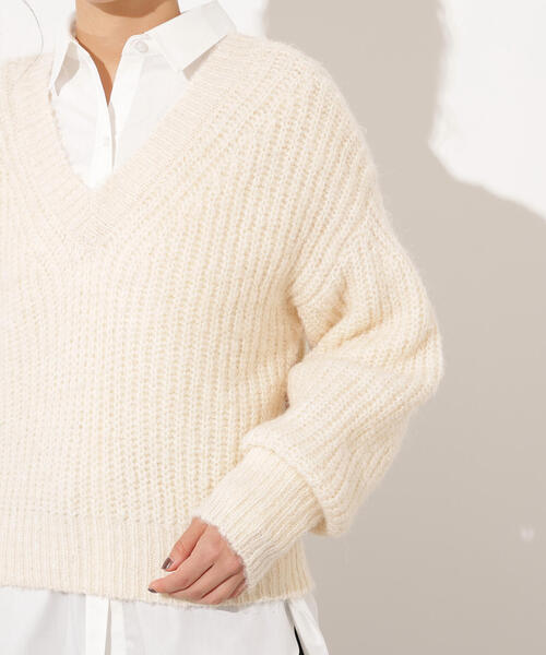 N.（N. Natural Beauty Basic）（エヌエヌナチュラルビューティーベーシック）の「Vネックオーバーニット（ニット/セーター・レディース・オフホワイト/ブルー/イエロー・MEDIUM）」の16枚目の写真