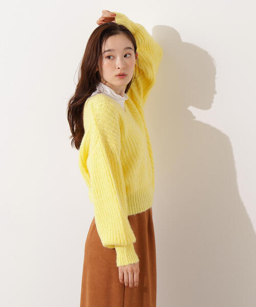 N.（N. Natural Beauty Basic）（エヌエヌナチュラルビューティーベーシック）の「Vネックオーバーニット（ニット/セーター・レディース・オフホワイト/ブルー/イエロー・MEDIUM）」の21枚目の写真