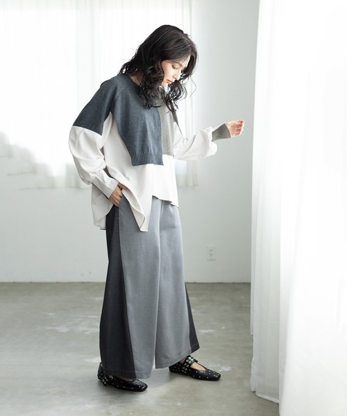 OSMOSIS（オズモーシス）の「切替レイヤードニットプルオーバー（ニット/セーター・レディース・ブラック/ベージュ/チャコール・ONE SIZE）」の5枚目の写真