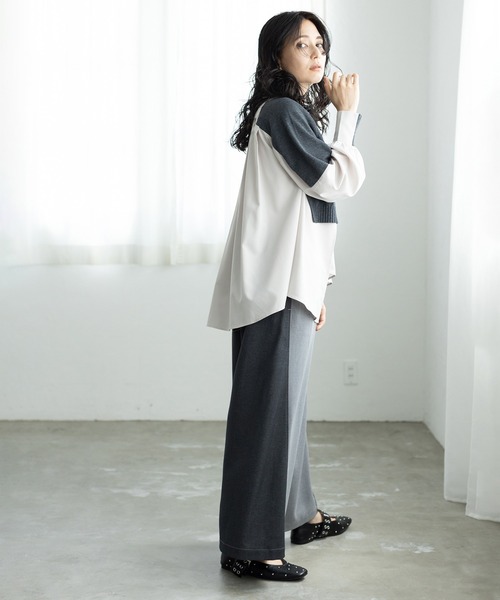 OSMOSIS（オズモーシス）の「切替レイヤードニットプルオーバー（ニット/セーター・レディース・ブラック/ベージュ/チャコール・ONE SIZE）」の6枚目の写真