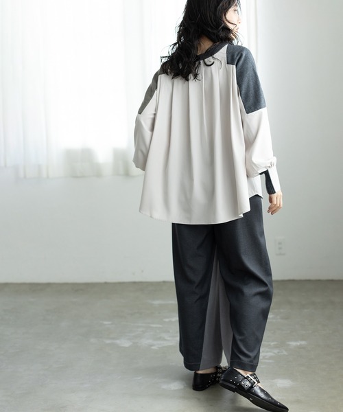 OSMOSIS（オズモーシス）の「切替レイヤードニットプルオーバー（ニット/セーター・レディース・ブラック/ベージュ/チャコール・ONE SIZE）」の7枚目の写真