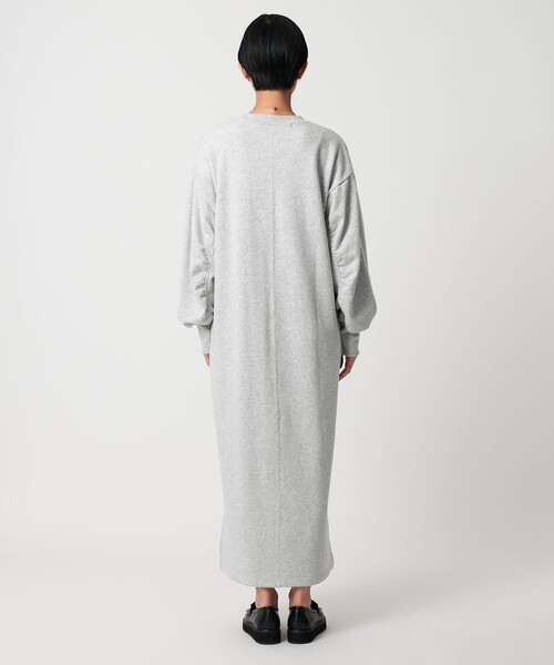 CITEN（シテン）の「<CITEN>ソデギャザースウェットワンピース（ワンピース・レディース・ライトグレー/ブラック/ダークブラウン・S/M）」の4枚目の写真