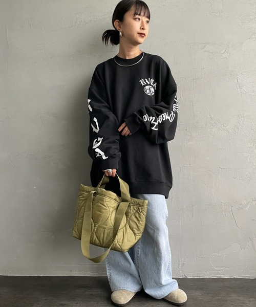 RVCA（ルーカ）の「【WEB限定】[RVCA/ルーカ] VA WORLD WIDE バックプリントスウェット【追加】（スウェット・レディース・キャメル/オフホワイト/ブラック・M/L/XL）」の8枚目の写真