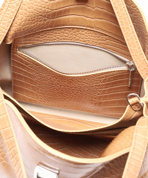 VERMEIL par iena（ヴェルメイユパーイエナ）の「THEMOIRE テモワール Bag EUDORA（ショルダーバッグ・レディース・ベージュ/ブラック・FREE）」の18枚目の写真