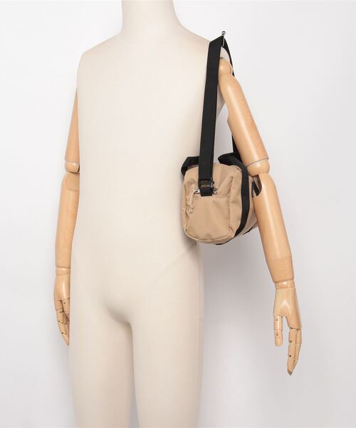 JANSPORT（ジャンスポーツ）の「【JANSPORT】WEEKENDER MINI DUFFEL（ショルダーバッグ・レディース・サックスブルー・FREE）」の5枚目の写真