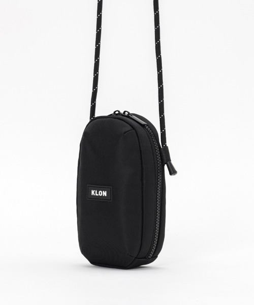 KLON（クローン）の「KLON BEANS MULTI SHOULDER POUCH（ショルダーバッグ・レディース・ブラック・FREE）」の4枚目の写真
