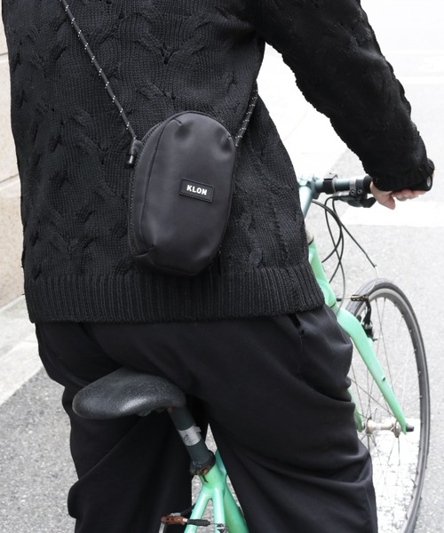 KLON（クローン）の「KLON BEANS MULTI SHOULDER POUCH（ショルダーバッグ・レディース・ブラック・FREE）」の10枚目の写真