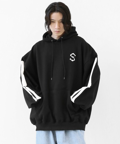 minsobi（ミンソビ）の「アームボーンロゴフーディー（パーカー・メンズ・ブラック・FREE）」の17枚目の写真