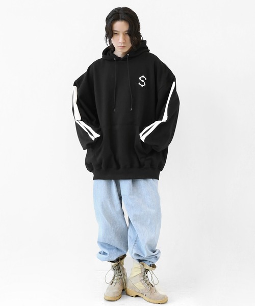 minsobi（ミンソビ）の「アームボーンロゴフーディー（パーカー・メンズ・ブラック・FREE）」の9枚目の写真