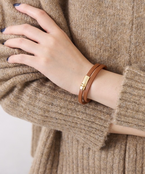 COLLAGE GALLARDAGALANTE(コラージュガリャルダガランテ)の「ダブルラップレザーブレスレット(ブレスレット・レディース・ブラック/キャメル・FREE)」の1枚目の写真