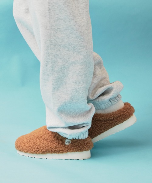 THE NORTH FACE（ザノースフェイス）の「日本未発売 THE NORTH FACE/ザ・ノースフェイス MULE FLEECE ふわふわボアフリース ミュール（スリッポン・レディース・ブラウン/オリーブ/レオパード・23/24）」の11枚目の写真