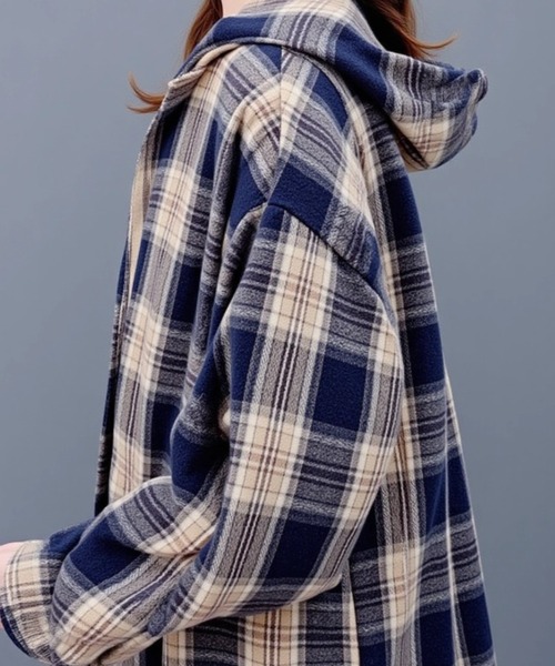 cammie(キャミー)の「フード付きチェックシャツ(シャツ/ブラウス・レディース・ブルー/レッド/ブラウン・M/L)」の9枚目の写真