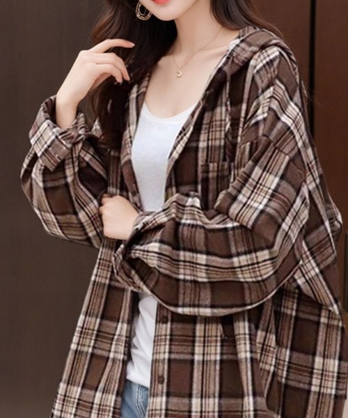 cammie(キャミー)の「フード付きチェックシャツ(シャツ/ブラウス・レディース・ブルー/レッド/ブラウン・M/L)」の15枚目の写真