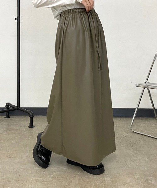 セール】合成皮革フレアロングスカート（スカート）｜CRB（シーアール