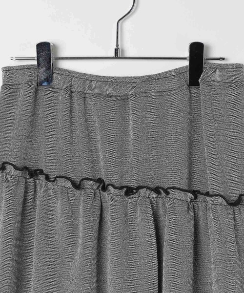 LEPSIM（レプシィム）の「ラメティアードスカート　600233（スカート・レディース・グレー/ブラック・FREE）」の17枚目の写真