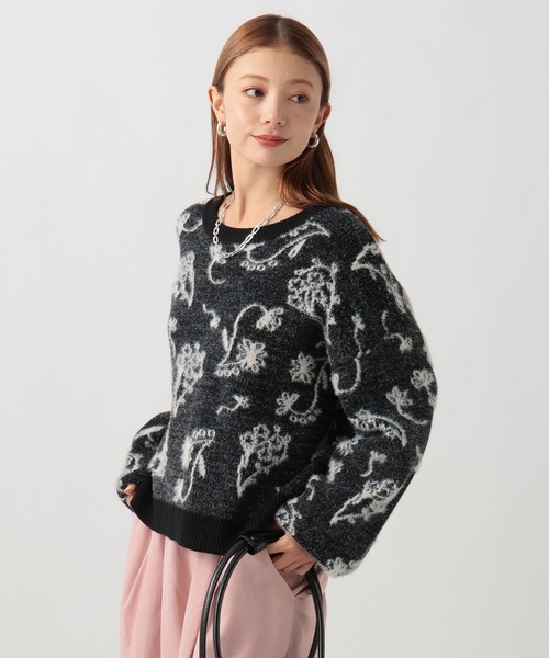 BAYFLOW（ベイフロー）の「[バランスの取りやすい短丈]フラワージャガードニット（ニット/セーター・レディース・ブラック/グレー/レッド・FREE）」の16枚目の写真
