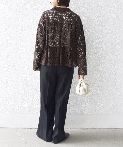 SHIPS(シップス)の「〈手洗い可能〉レース シャツ 羽織 2(シャツ/ブラウス・レディース・ブラウン・ONE SIZE)」の4枚目の写真