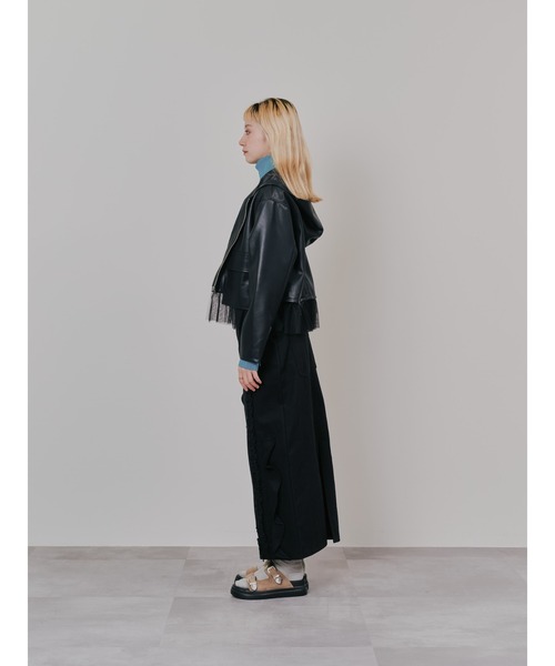 DOLLUPOOPS（ドールアップウップス）の「ヘムチュールフーディー合皮ジャケット（ライダースジャケット・レディース・ブラック/ブラウン・38）」の8枚目の写真