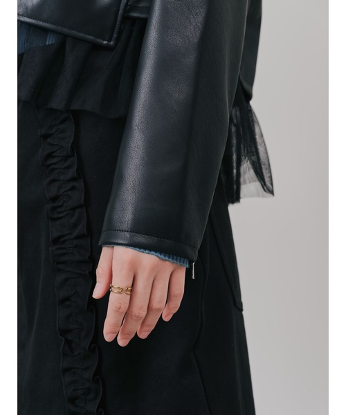 DOLLUPOOPS（ドールアップウップス）の「ヘムチュールフーディー合皮ジャケット（ライダースジャケット・レディース・ブラック/ブラウン・38）」の10枚目の写真