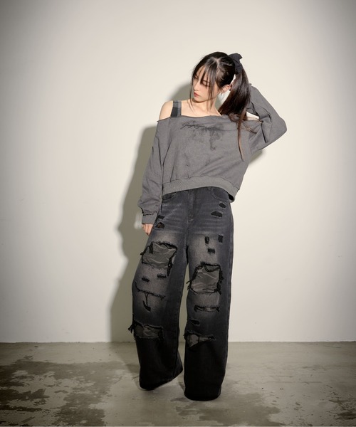 .KOM（ドットコム）の「『.KOM/ドットケーオーエム』肩ひもワンショルダープリントスウェット【CN】【Z】（スウェット・レディース・ブラック/チャコール・FREE）」の6枚目の写真