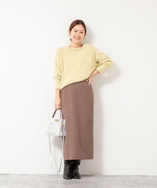 NOLLEY’S（ノーリーズ）の「《手洗い可能》ラメシャギープルオーバー（ニット/セーター・レディース・イエロー/ネイビー/ベージュ・38）」の4枚目の写真