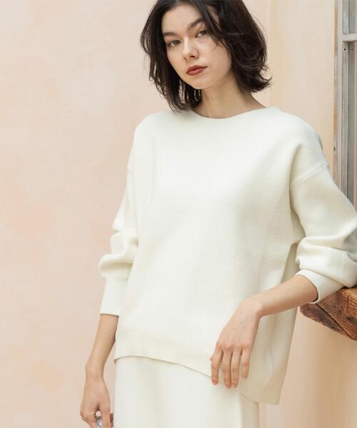 OPAQUE.CLIP（オペークドットクリップ）の「サイド編地切替ニットトップス/セットアップ対応【洗濯機OK】（ニット/セーター・レディース・オフホワイト/チャコールグレー/ベージュ/ピンク系・38/40/42）」の2枚目の写真