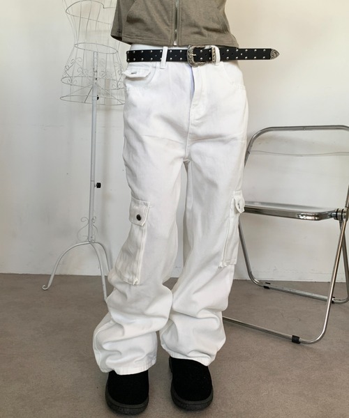 lilful（リルフル）の「シンプルワイドカーゴパンツ（カーゴパンツ・レディース・ホワイト・M/L）」の14枚目の写真