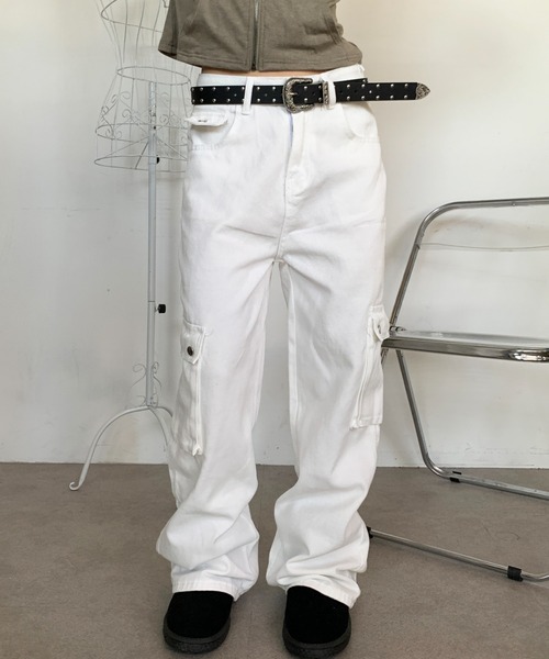 lilful（リルフル）の「シンプルワイドカーゴパンツ（カーゴパンツ・レディース・ホワイト・M/L）」の16枚目の写真