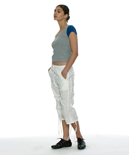 PARTIMENTO WOMEN(パルティメントウィメン)の「カットアウトスcoopネックショートスリーブTシャツ_メランジ(Tシャツ/カットソー・レディース・グレー・SMALL/MEDIUM)」の8枚目の写真