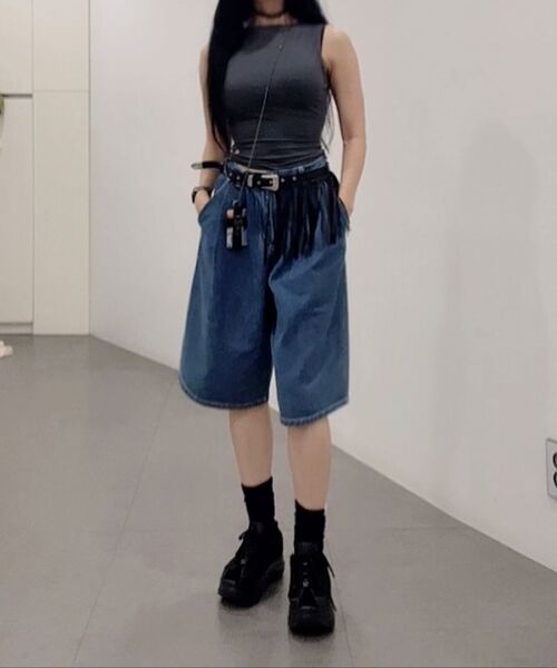 YOUHEE(ユヒ)の「BASIC BOAT NECK SLEVELESS CHARCOAL(Tシャツ/カットソー・レディース・その他・SMALL/MEDIUM)」の7枚目の写真