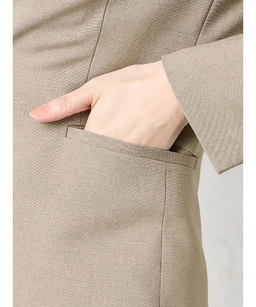 Perfect Suit FActory(パーフェクトスーツファクトリー)の「杢調プレーンスーツ ノーカラージャケット グレー/カーキ(カーキー)【マシンウォッシャブル】(ノーカラージャケット・レディース・グレー/カーキ・7号/9号/11号/13号)」の15枚目の写真