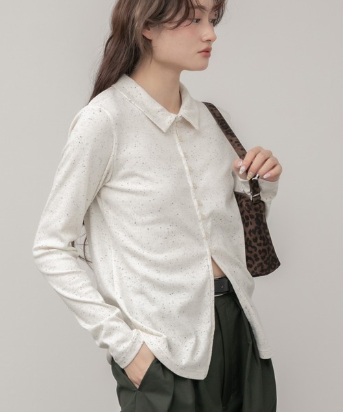HEILIS（ヘイリス）の「ネップリブポロカットソー / 長袖 トップス ネップ ポロシャツ 春服 秋服 冬服 韓国 ノームコア カジュアル シンプル アイボリー ホワイト グレー 白（ポロシャツ・レディース・グレー/アイボリー・FREE）」の4枚目の写真