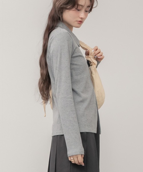 HEILIS（ヘイリス）の「ネップリブポロカットソー / 長袖 トップス ネップ ポロシャツ 春服 秋服 冬服 韓国 ノームコア カジュアル シンプル アイボリー ホワイト グレー 白（ポロシャツ・レディース・グレー/アイボリー・FREE）」の15枚目の写真