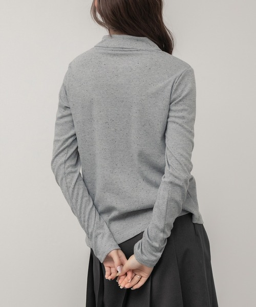 HEILIS（ヘイリス）の「ネップリブポロカットソー / 長袖 トップス ネップ ポロシャツ 春服 秋服 冬服 韓国 ノームコア カジュアル シンプル アイボリー ホワイト グレー 白（ポロシャツ・レディース・グレー/アイボリー・FREE）」の16枚目の写真