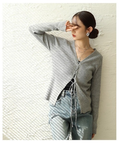 Sawa a la mode（サワアラモード）の「レースアップニットトップス（ニット/セーター・レディース・グレー/ブラック/アイボリー・FREE）」の12枚目の写真